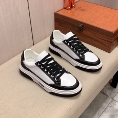 Gucci Low Shoes